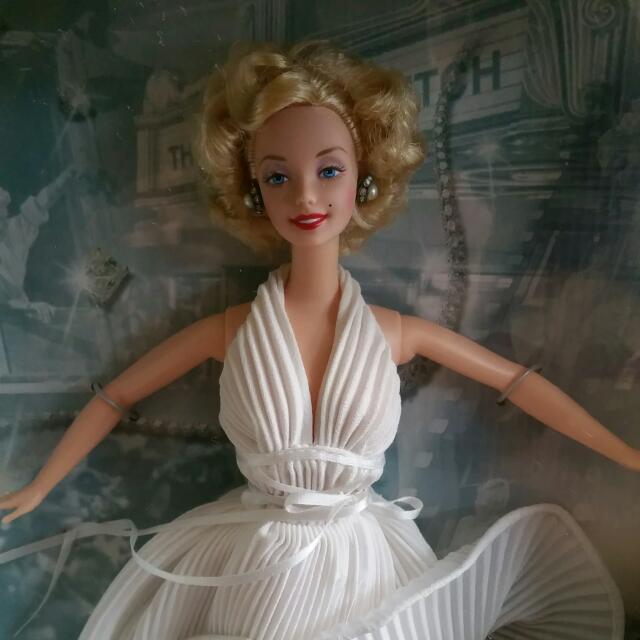 marilyn monroe barbie collector edition
