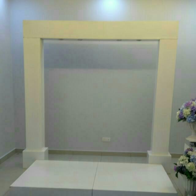 Reduced Box Stage Pelamin Solid Home Furniture On Photo