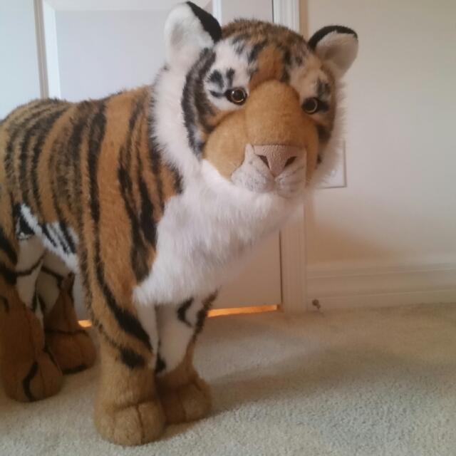 fao schwarz tiger