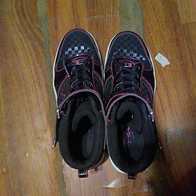 Fubu Black And Pink Shoes Size 9 In Women s Or Girls Women s