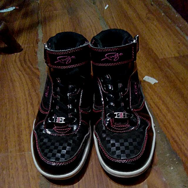 Fubu Black And Pink Shoes Size 9 In Women s Or Girls Women s