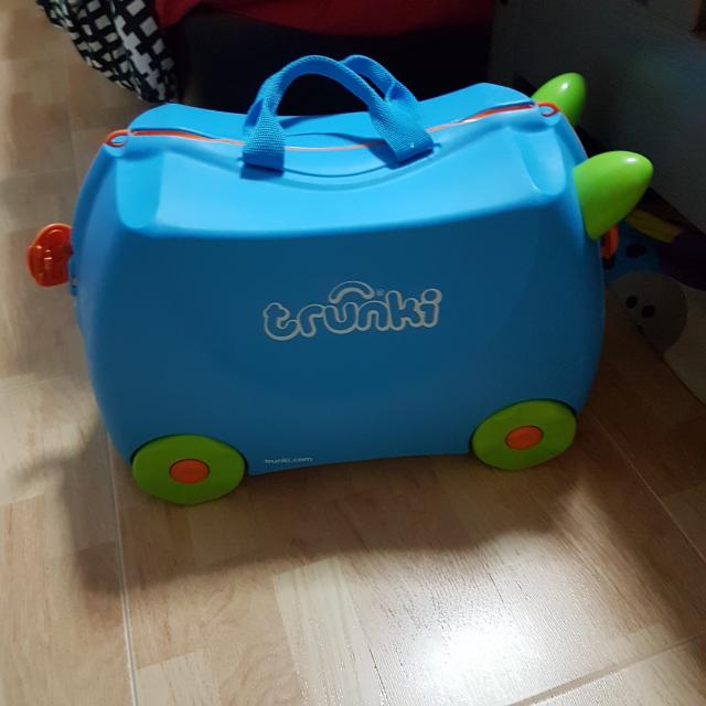 kids hand carry