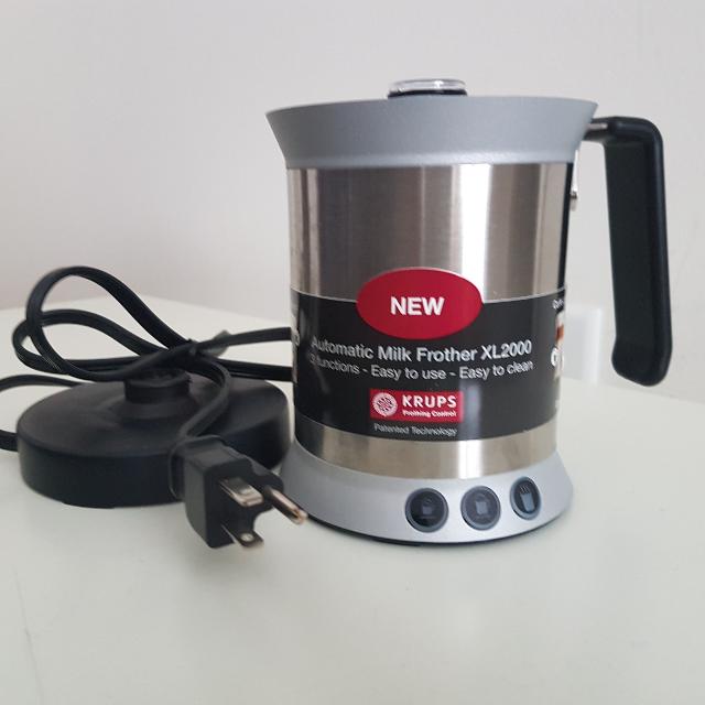 Krups XL200011 Automatic Milk Frother Kitchen Appliances on
