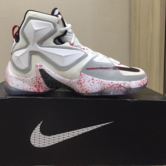 Lebron 13 horror flick top