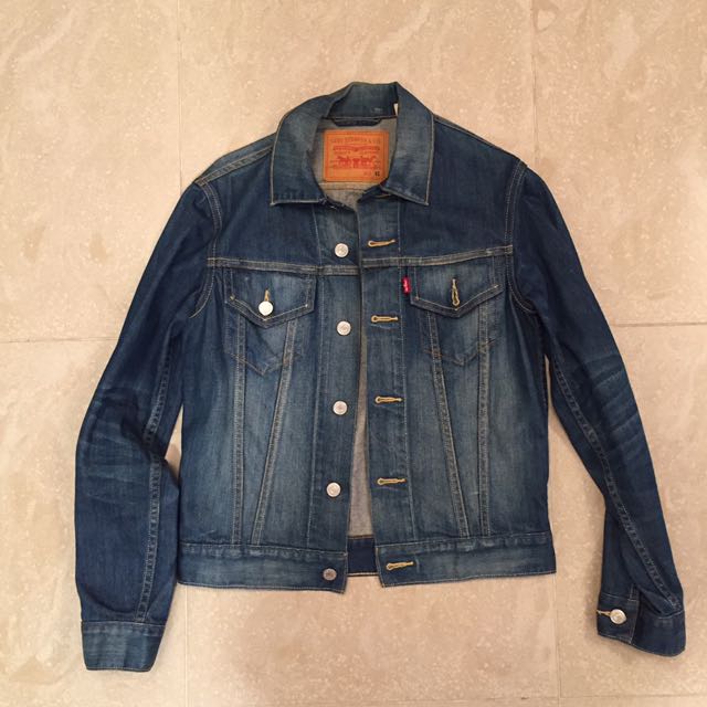 levis xs