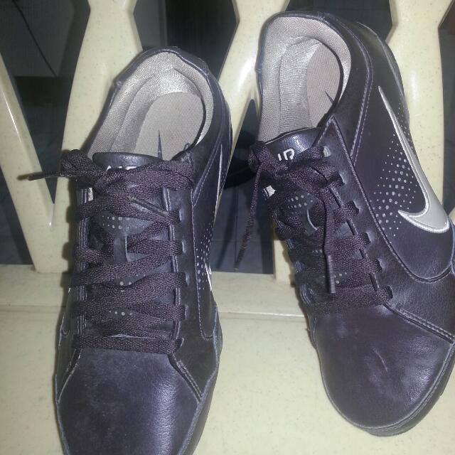 Nike Air Leather (authentic), Men's Fashion, Footwear, Dress Shoes on ...