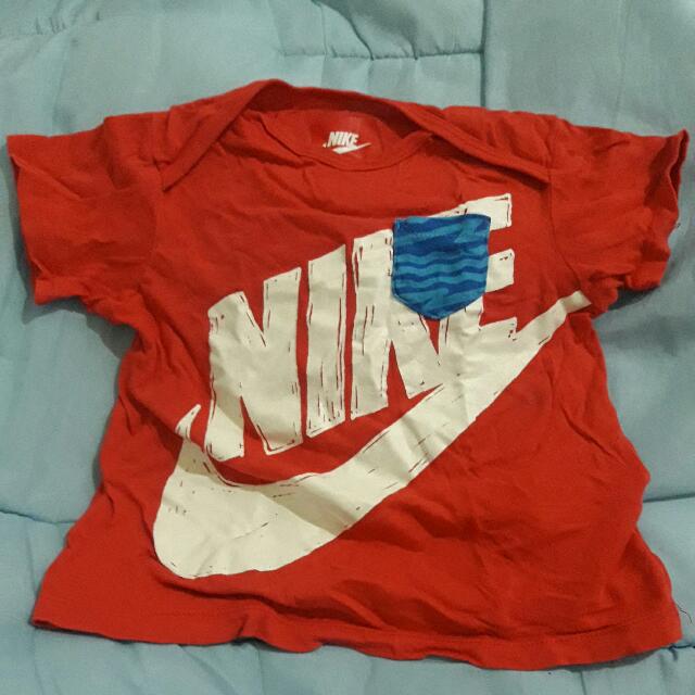nike t shirt 12-18 months nike t shirt 12-18 months