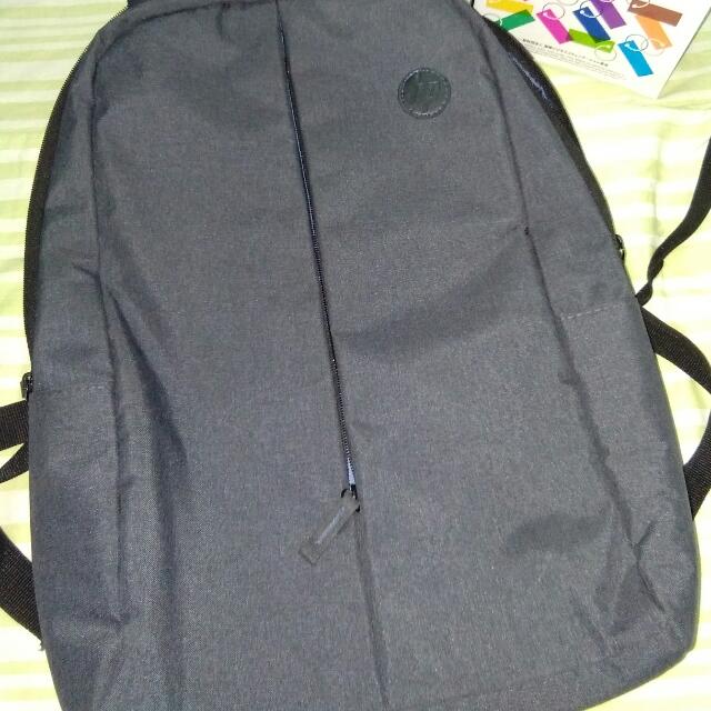 ORIGINAL BAG OF HP (Category: Luxury Bags & Wallets) located in Cordova. Submitted by chaing251 (Listing ID 115058570, Image 2). Description: .
