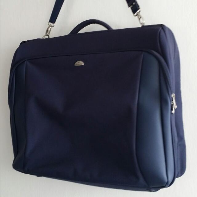 samsonite suit carrier