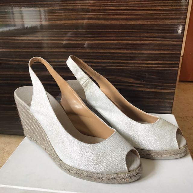 castaner silver wedges
