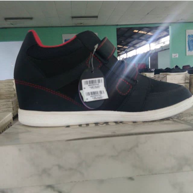 Tomkins Hidden Wedges Fesyen Wanita Sepatu Di Carousell