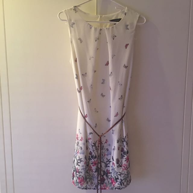 Atmosphere Butterfly Dress (Category: Blouses) located in Quezon City. Submitted by ericas5 (Listing ID 115136423, Image 1). Description: .