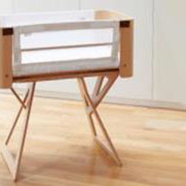 Bednest Bedside Crib/ Cosleeper + Mattress + Bed Sheets, Babies & Kids