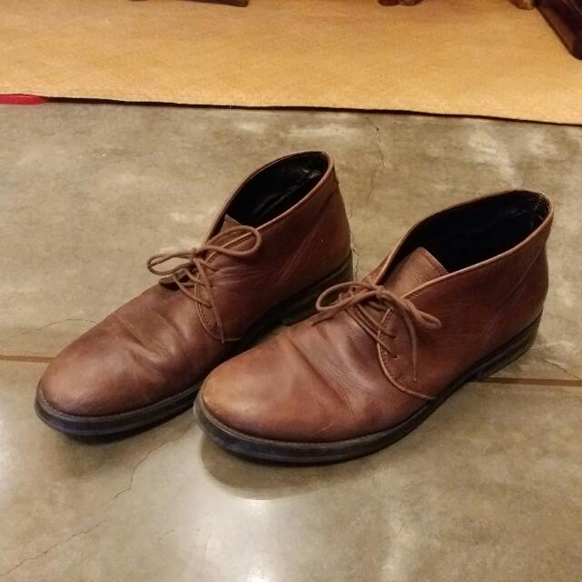 desert boots dr martens