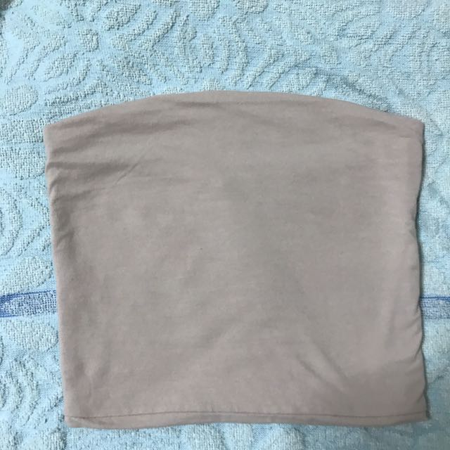 Brandy Melville Tube Top, Women's Fashion, Tops, Other Tops on Carousell