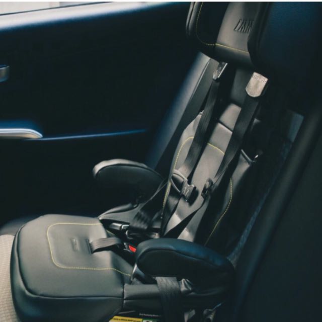 IMMI Go Folding Toddler/Kid Car Seat, Car Accessories on Carousell