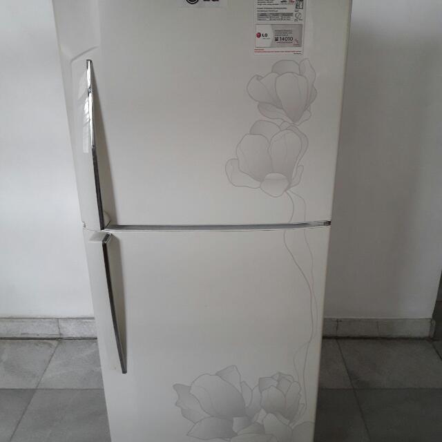 Kulkas 2pintu Merk Lg Tanpa Bunga Es Maaf Pembeli Mengambil Sendiri Tidak Termasuk Ongkir Kitchen Appliances Di Carousell