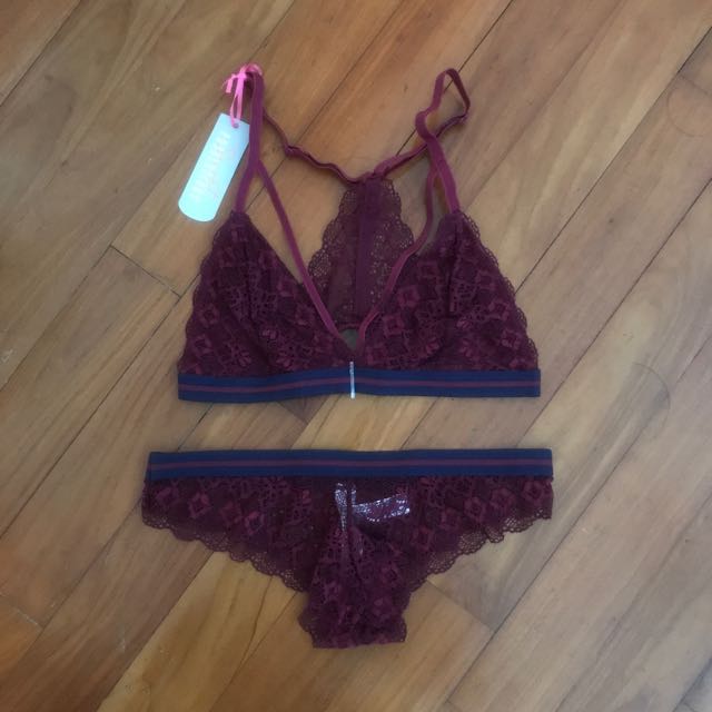 Pending- Primark Lace Bralette And Bottom, Women's Fashion, New  Undergarments & Loungewear on Carousell