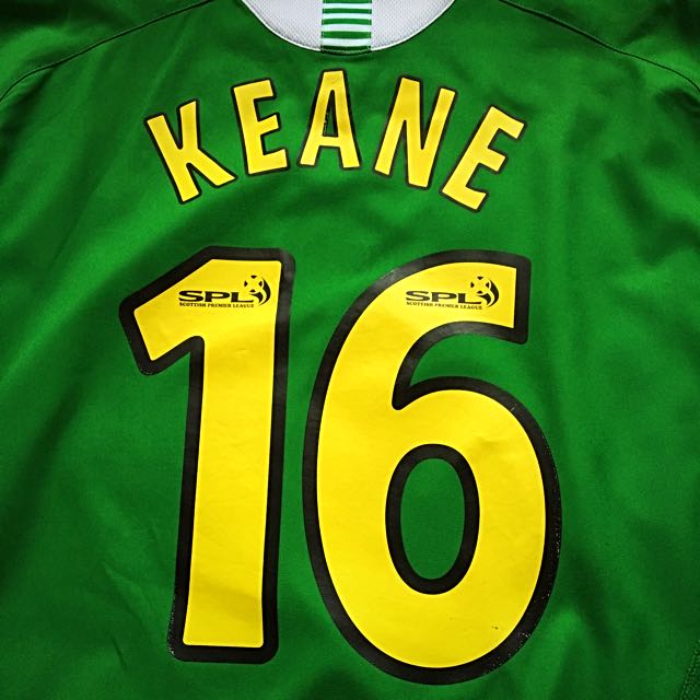 Authentic Roy Keane 16 Celtic Away Jersey 2005 Nike M Men S Fashion Activewear On Carousell