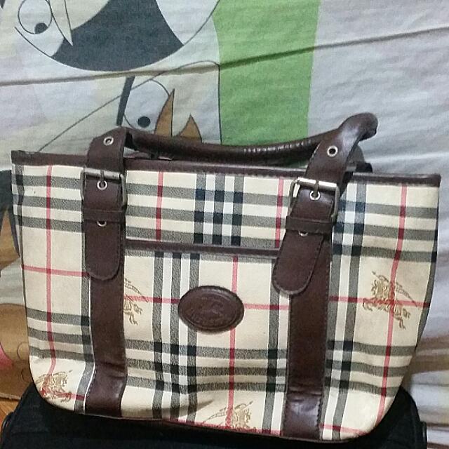 Burberry bags outlet class a