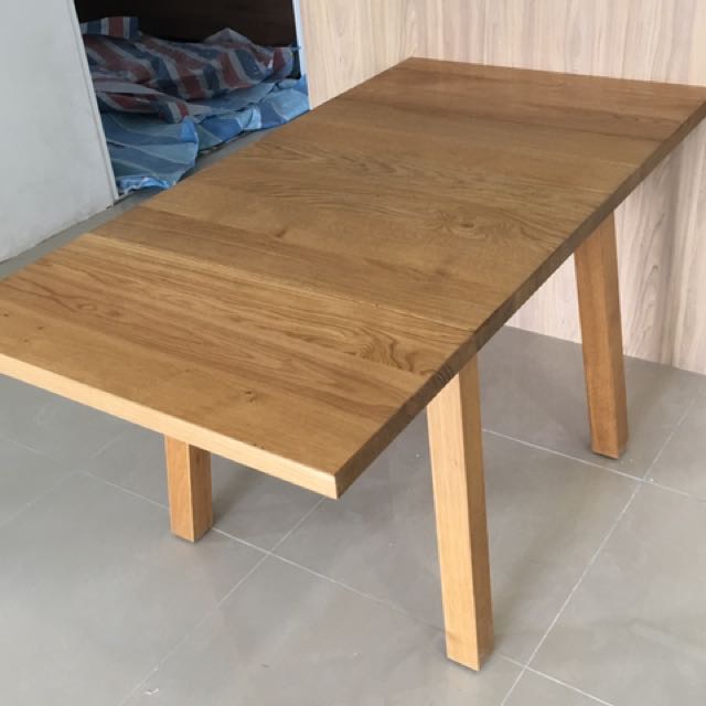 Mockelby table shop