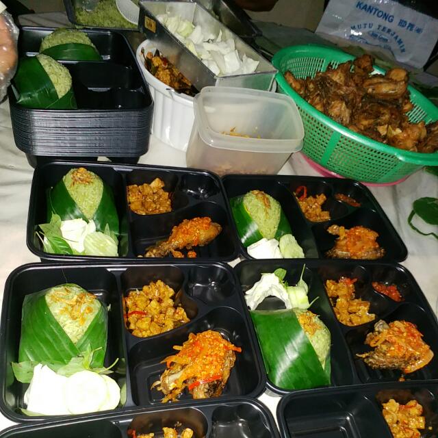 Nasi Uduk Ijo Mak Ani Makanan Minuman Snek Di Carousell