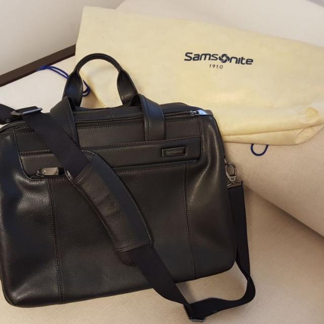 Samsonite, Men's Fashion, Bags, Briefcases on Carousell