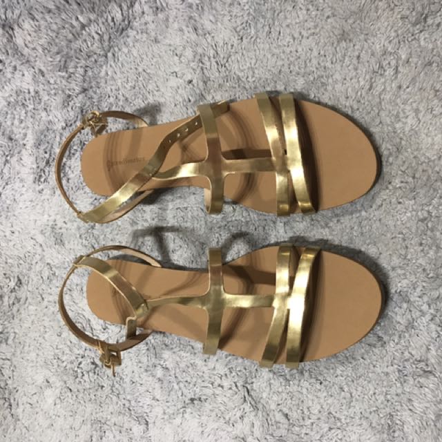 stradivarius gold sandals