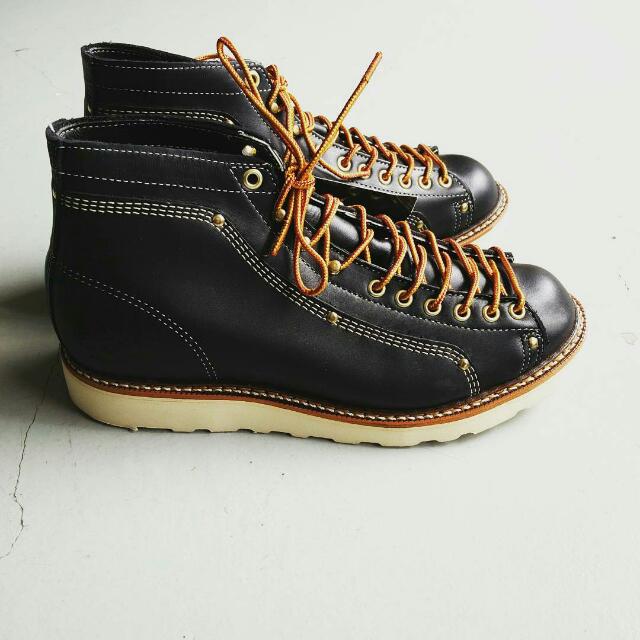 Thorogood roofer boots hot sale