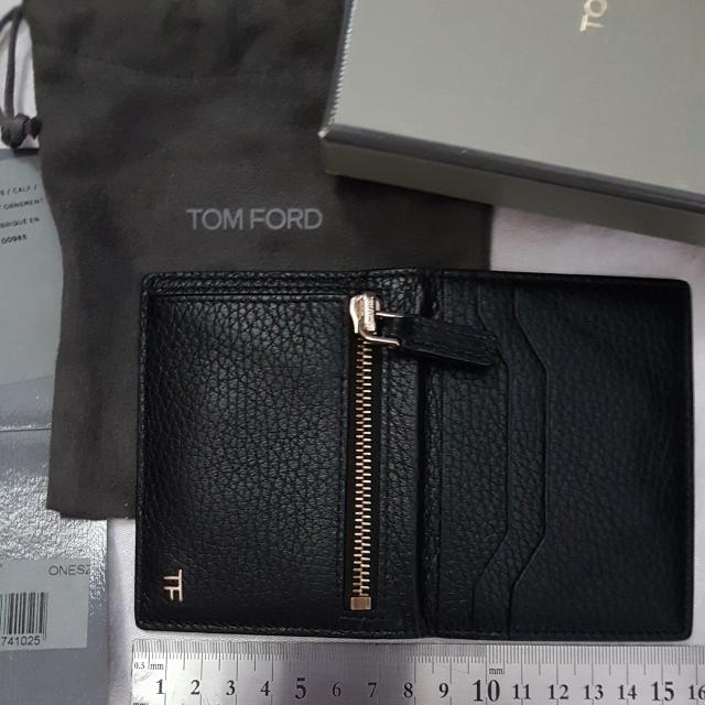 Used Tom Ford Mini Zip Wallet / Card Holder, Men's Fashion, Watches &  Accessories, Wallets & Card Holders on Carousell