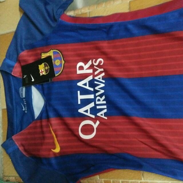Barca Jersey Ori, Men's Fashion, Activewear on Carousell