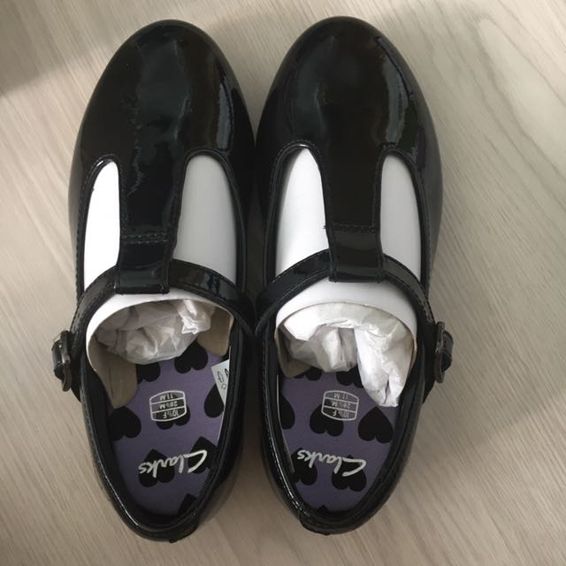 clarks shoes kids price