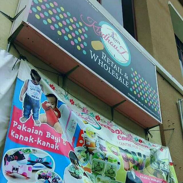 Butik Pakaian dan Kanak Kanak, Property, For Sale on Carousell