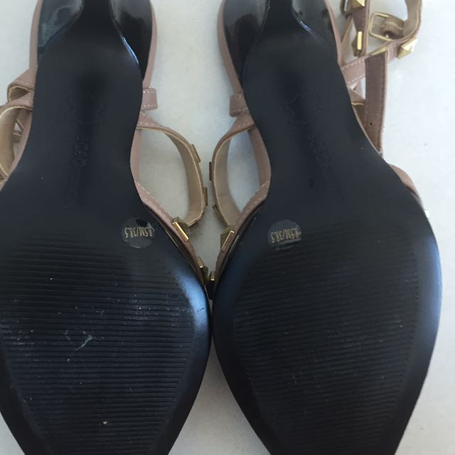 bcbg valentino heels