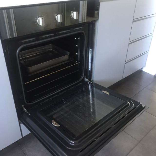 EF Build In Oven BN1950 *MADE IN ITALY, TV & Home Appliances, Kitchen