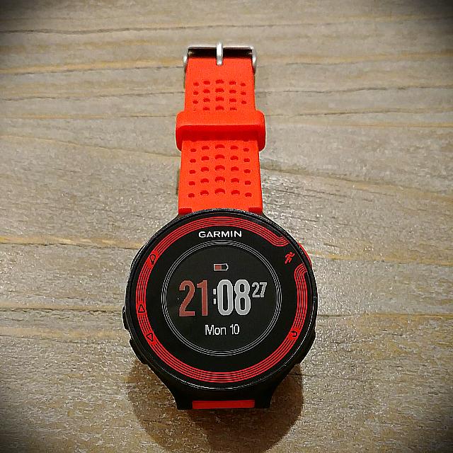 garmin forerunner 220 gps watch