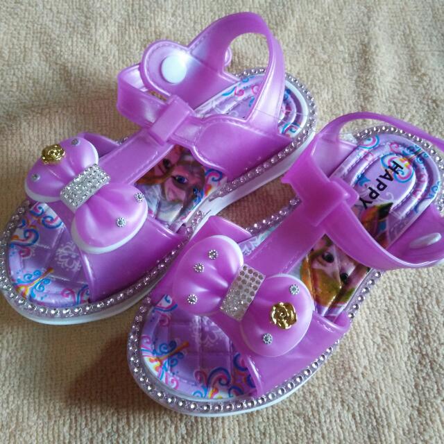 Sepatu Sandal Karet Frozen Manik Tali Belakang Anak Perempuan Bayi Anak Lainnya Di Carousell