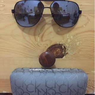 Preloved Kacamata Calvin Klein Original