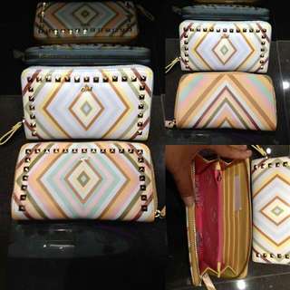 Ready Dompet Gosh