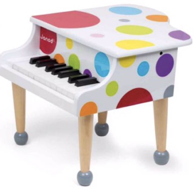 janod toy piano
