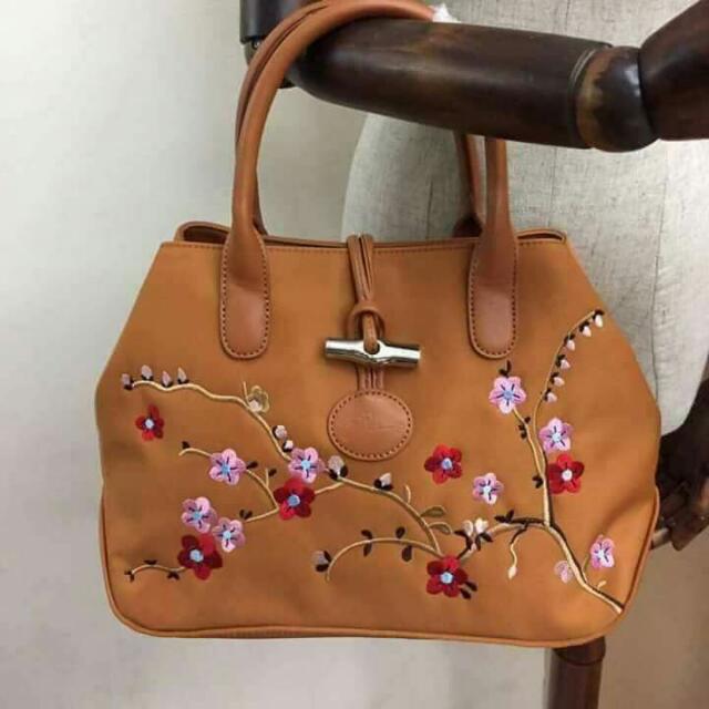 longchamp roseau sakura