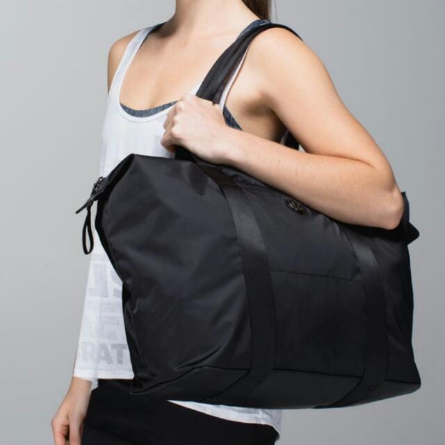 lululemon all day tote