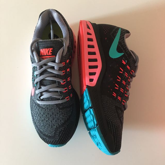 nike air zoom structure 18