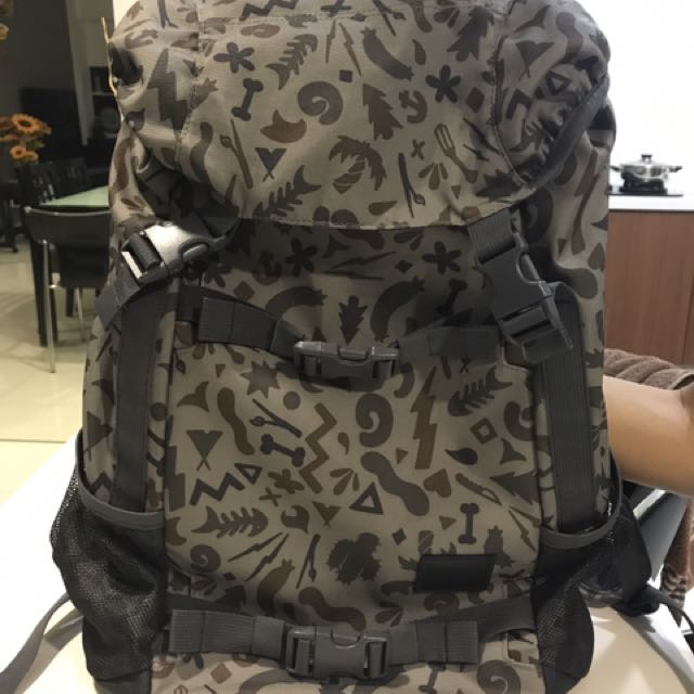 nixon camo backpack