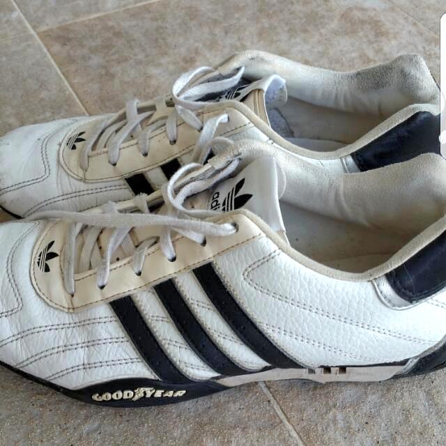 Adiracer low store