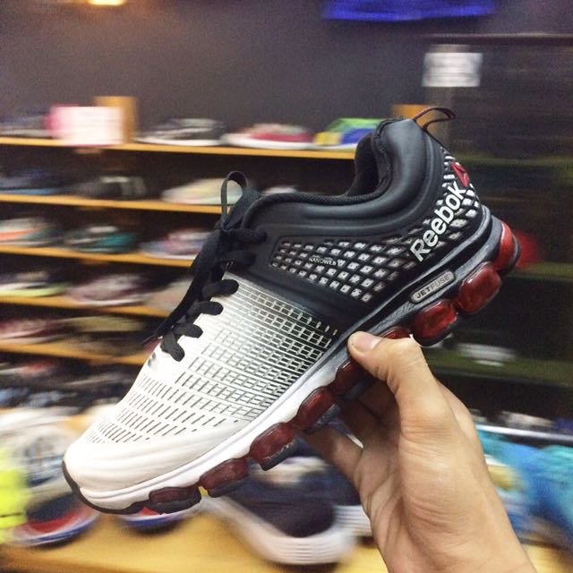 reebok jetfuse price