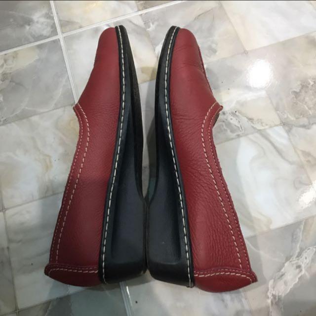 scholl memory cushion shoes