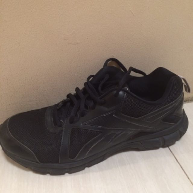 Reebok Sepatu Hitam 59 Off Plykart Com