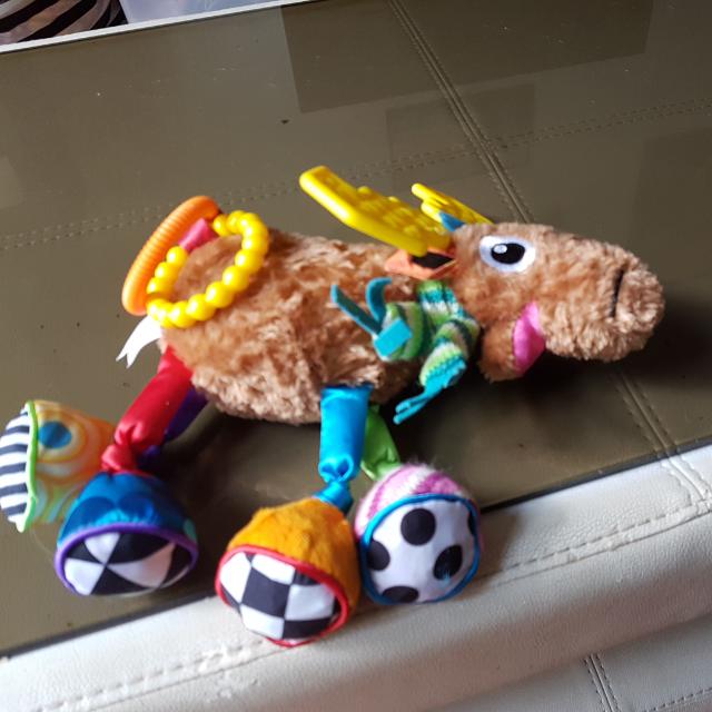 tomy lamaze moose