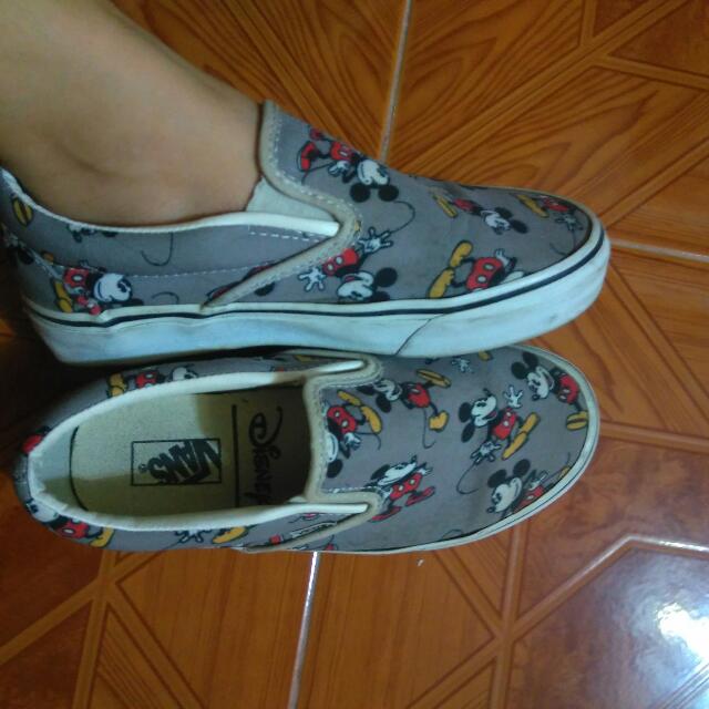 Vans mickey store mouse slides